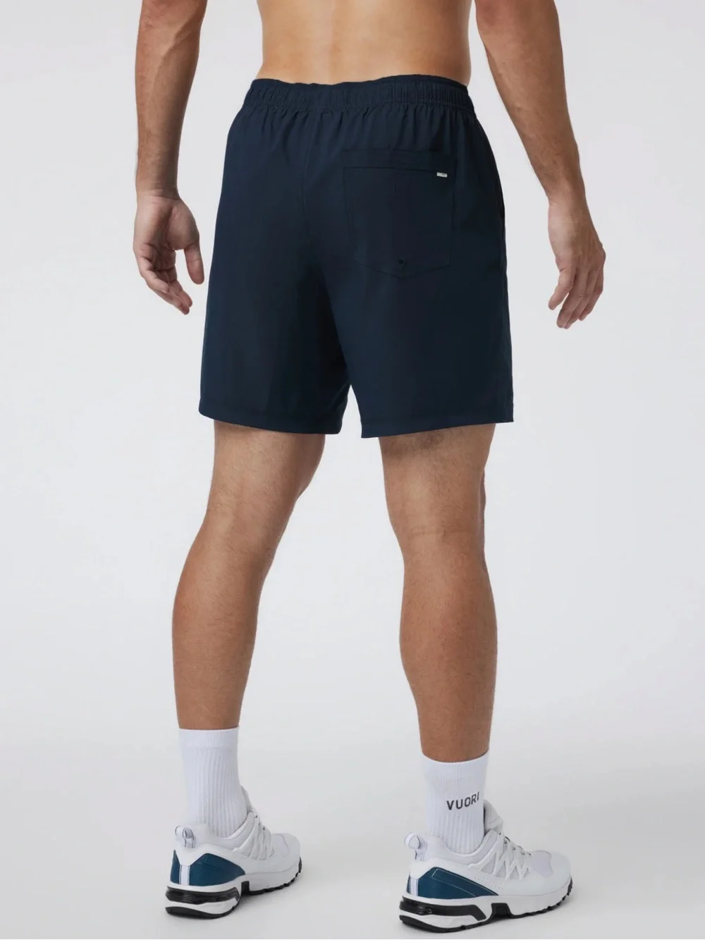 Men’s Vuori Kore Short Lined 7” - Picture 4 of 6